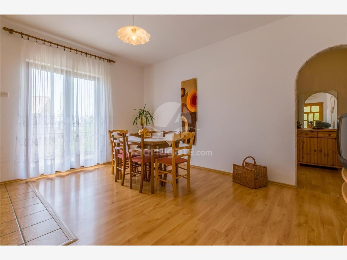 Apartments Dora Selce Buitenkant foto